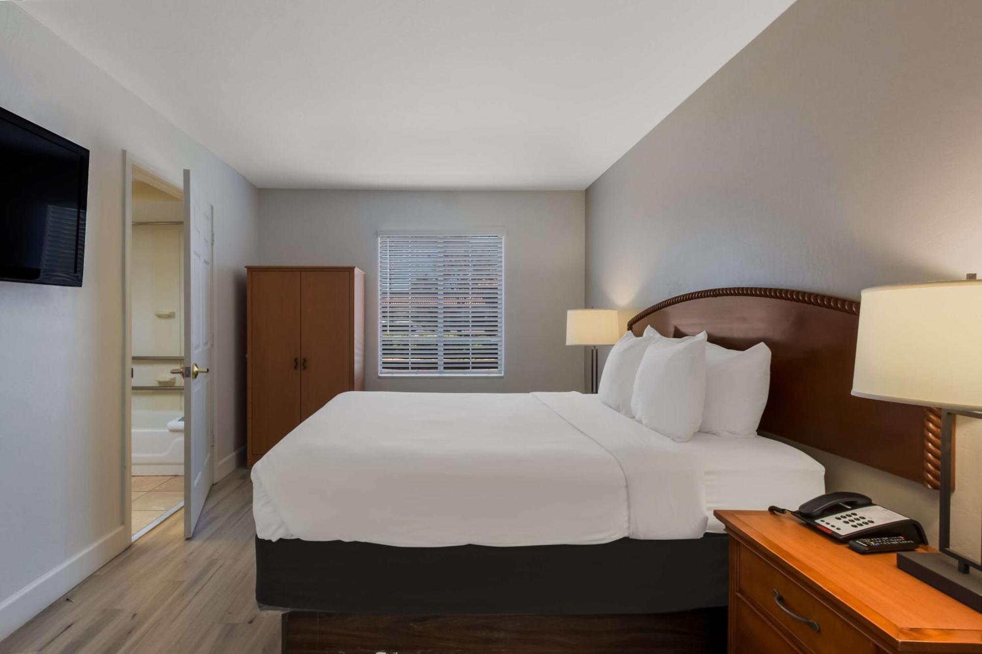 Surestay Plus Hotel By Best Western Tempe University Kültér fotó